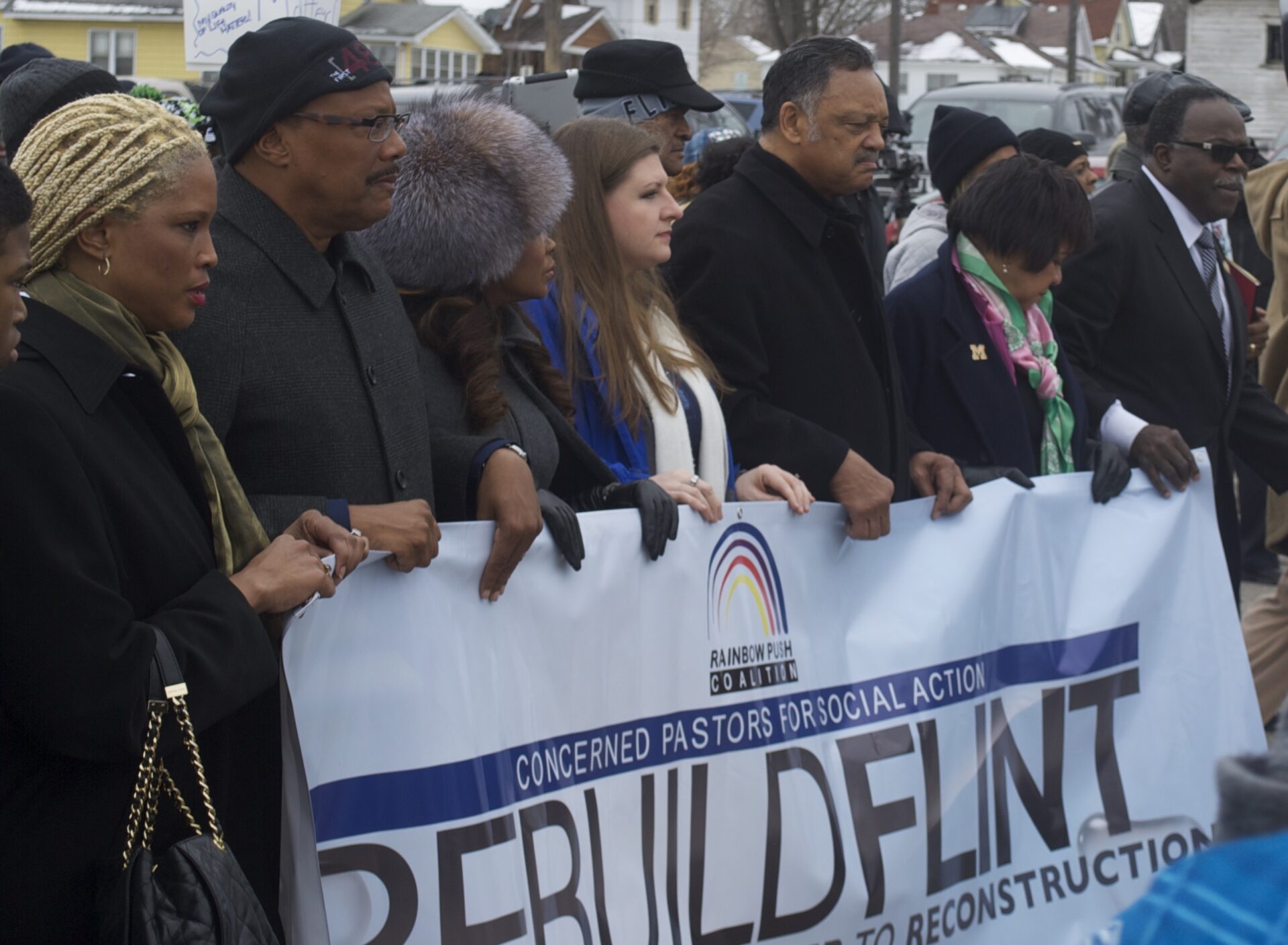 “Rebuild Flint” marchers pass by Karegnondi Pipeline, call for infrastructure, justice