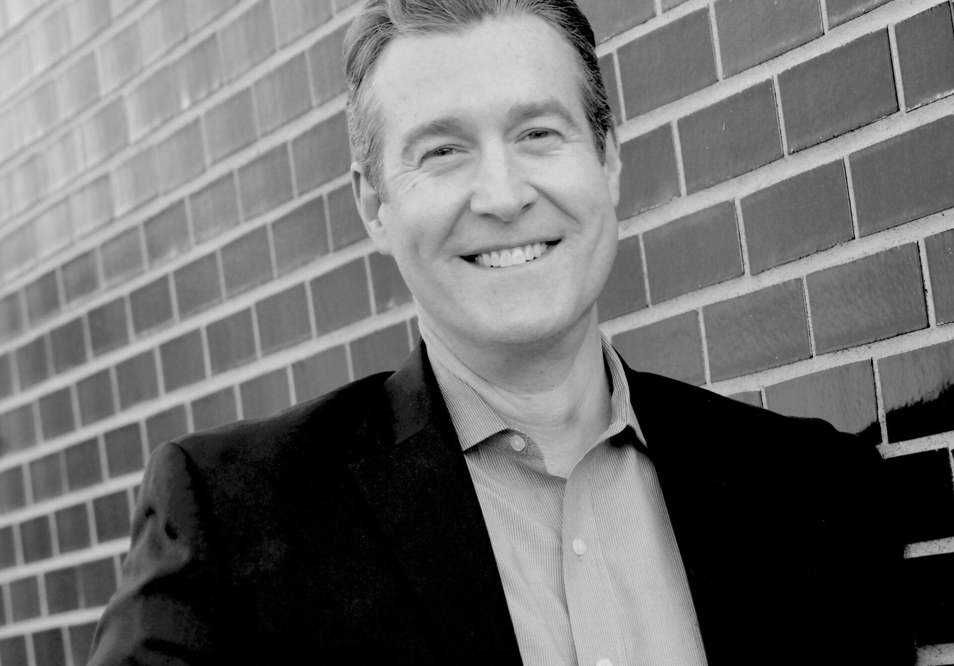 Former Flint Mayor Dayne Walling announces 49th District state house run
