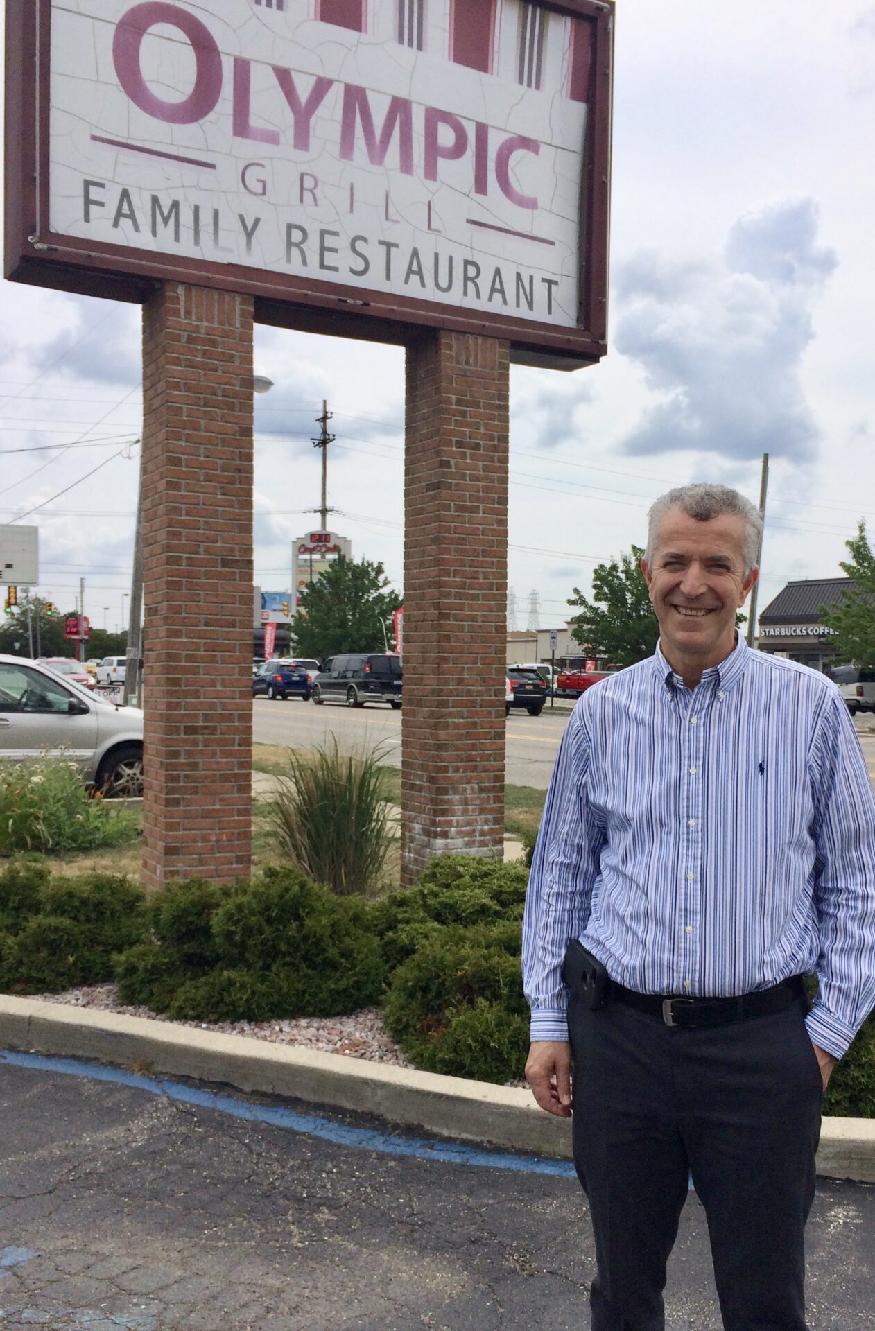 Goodbye, Noah:  Popular neighborhood hangout, Olympic Grill, becoming a Leo’s