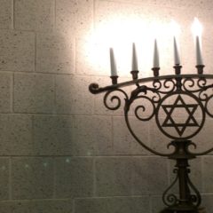Love and unity will stand against hate, Temple Beth El vigil for Pittsburgh dead affirms