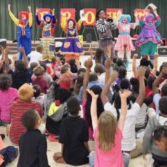 Mott Clowns deliver laughs and anti-bullying lessons to kids at Durant-Tuuri Mott