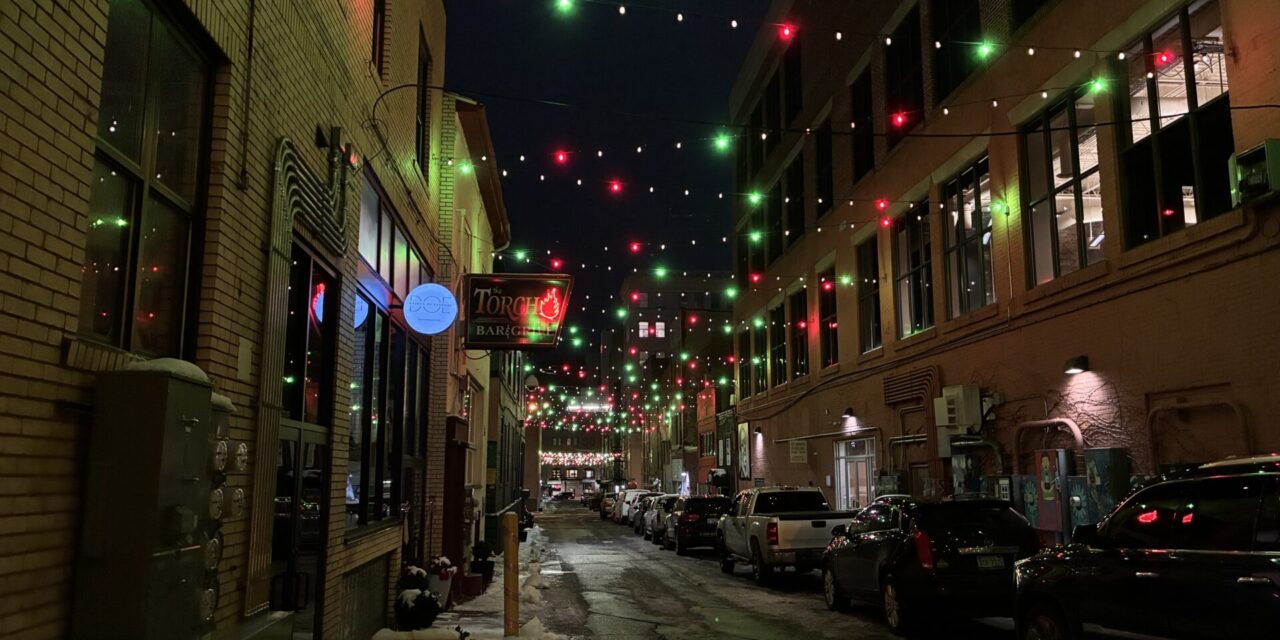 Friends of the Alley brings holiday cheer to downtown Flint